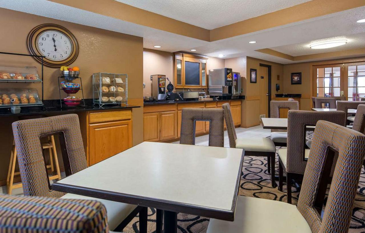Best Western Germantown Inn Exterior photo