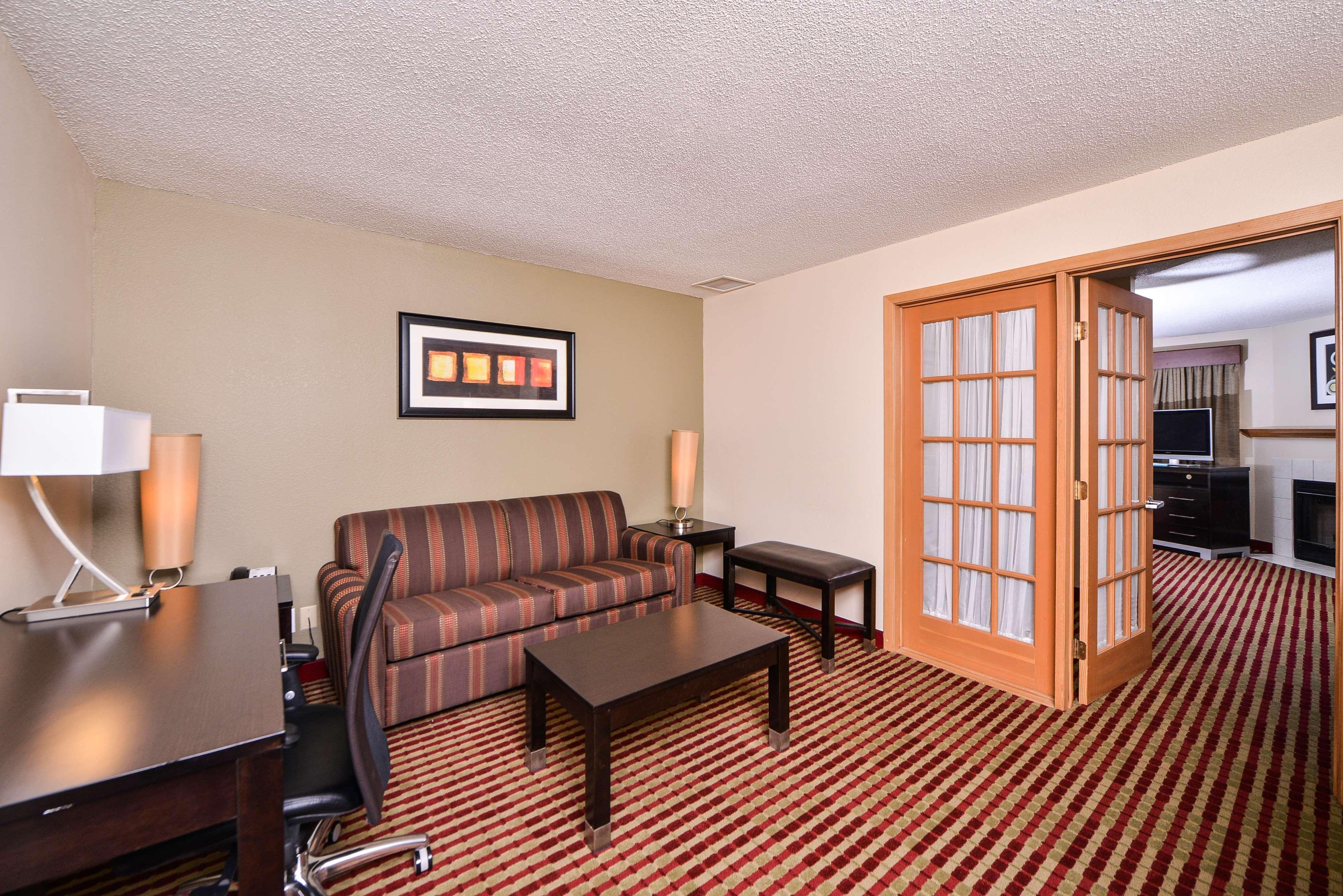 Best Western Germantown Inn Exterior photo