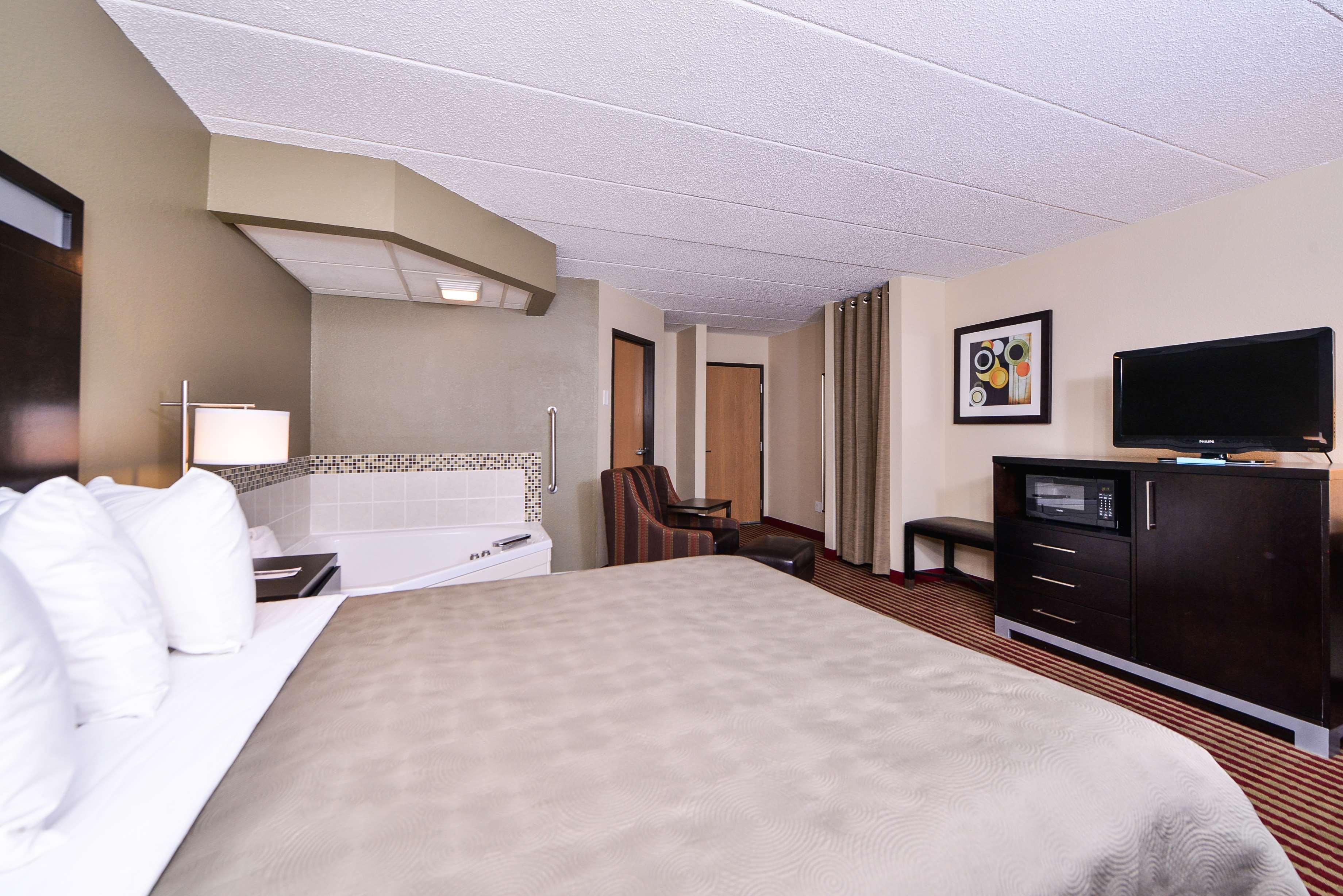 Best Western Germantown Inn Exterior photo