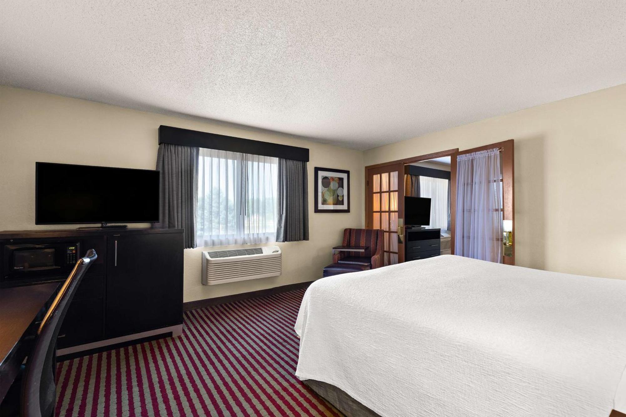 Best Western Germantown Inn Exterior photo