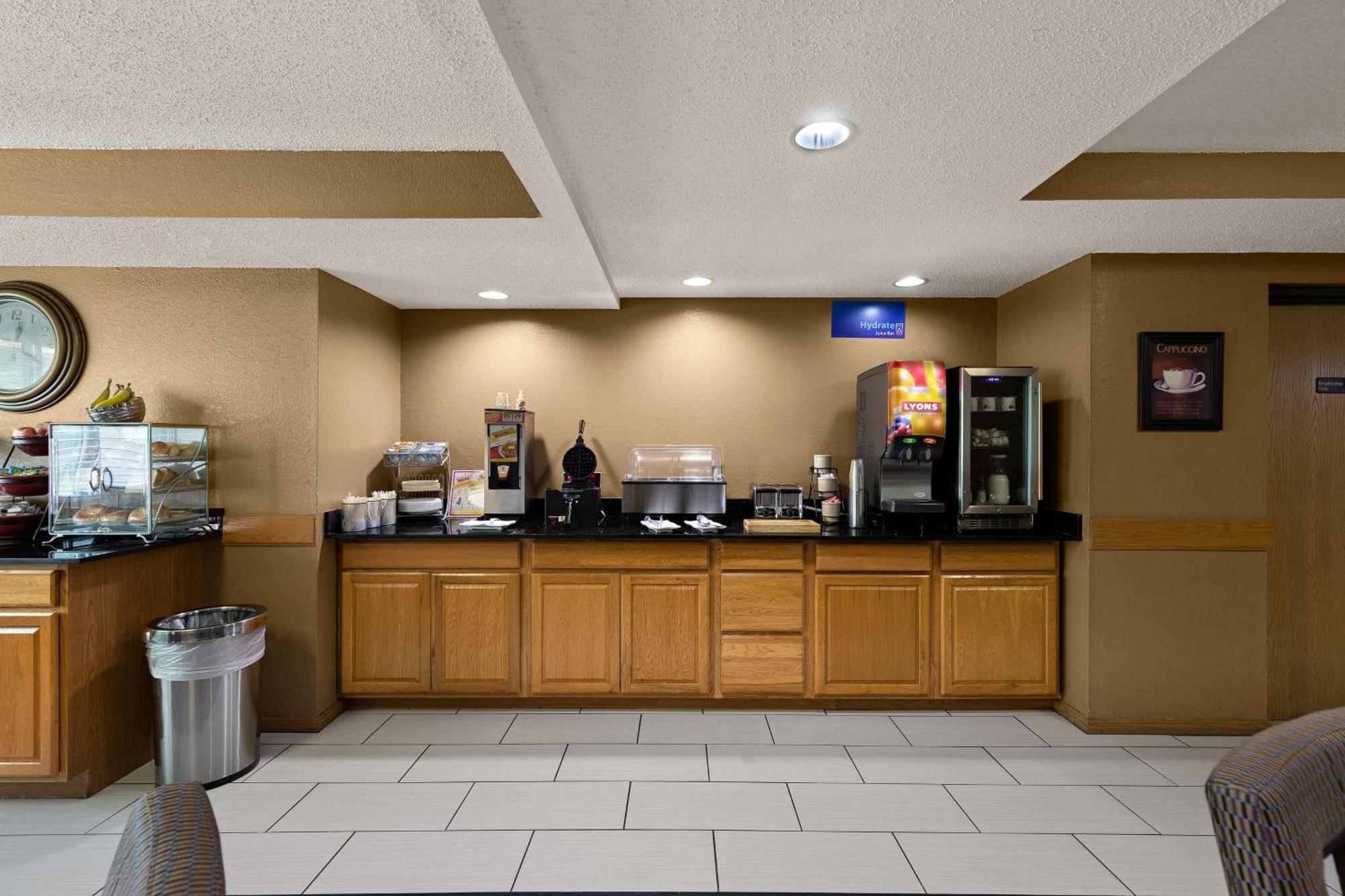 Best Western Germantown Inn Exterior photo